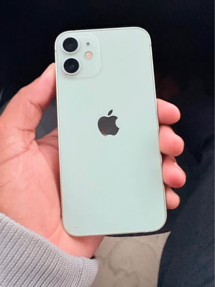 iPhone 12 mini photo 2