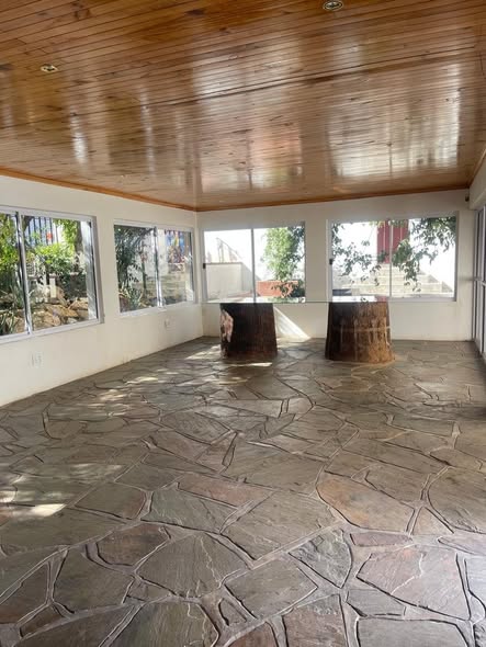 HOUSE FOR RENT photo 5