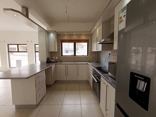 Four Bedroom House For Sale In Langstrand/Longbeach photo 4