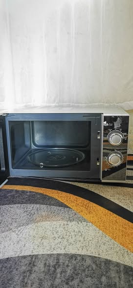 DEFY MICROWAVE 25L photo 2