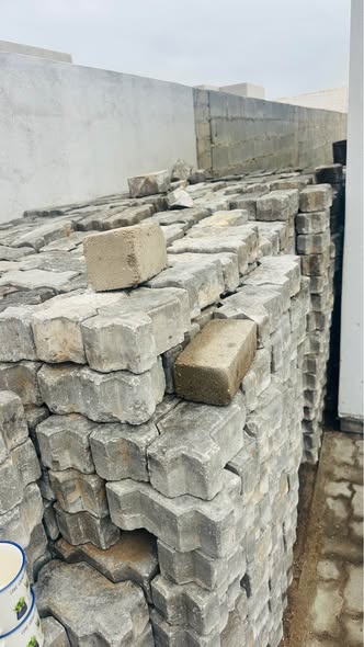 5x pallets good condition photo 4