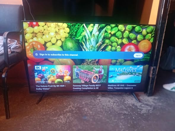 Hisense 50 inch SMART TV photo 5