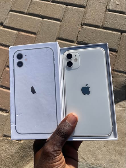 iPhone 11 photo 3
