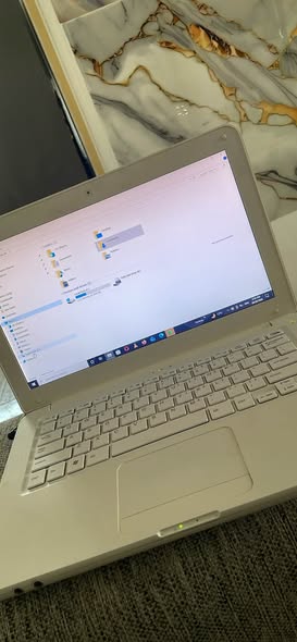 Mini laptop photo 1