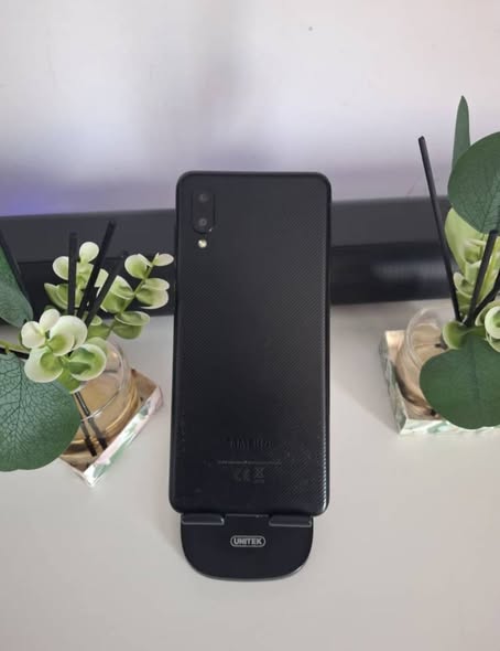 GALAXY A02 photo 2