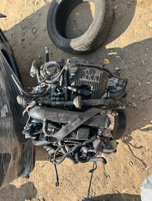 TOYOTA VVTI 2.0 1TR COMPLETE ENGINE photo 1