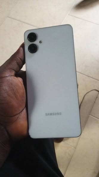 Samsung galaxy A06 photo 1