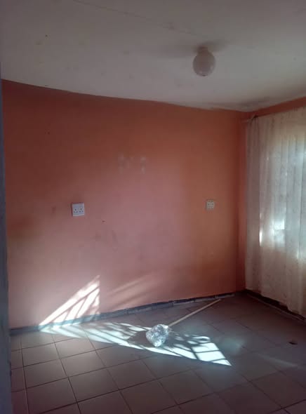 One single room for rent photo 1