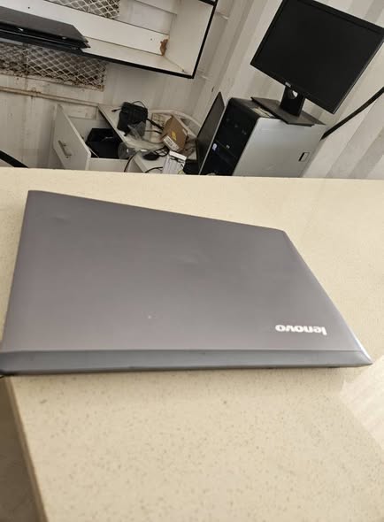Lenovo core i5 Laptop photo 5