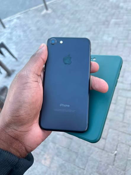 iPhone 7 photo 2