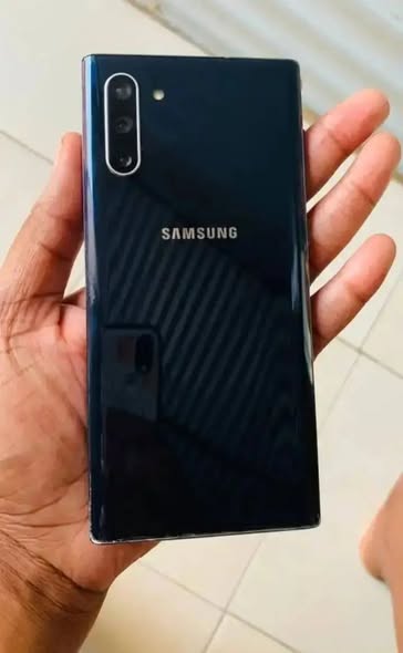 SAMSUNG GALAXY NOTE 10PLUS photo 4