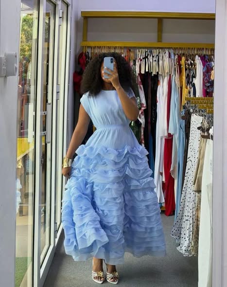 Dress photo 4