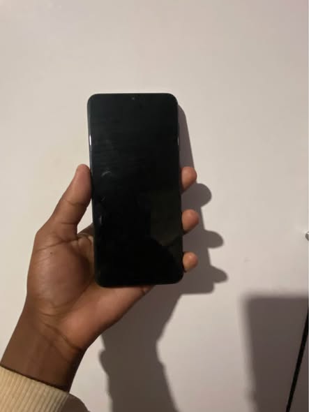 Samsung Galaxy A20 photo 3