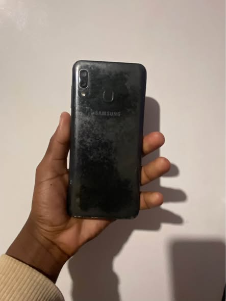 Samsung Galaxy A20 photo 5