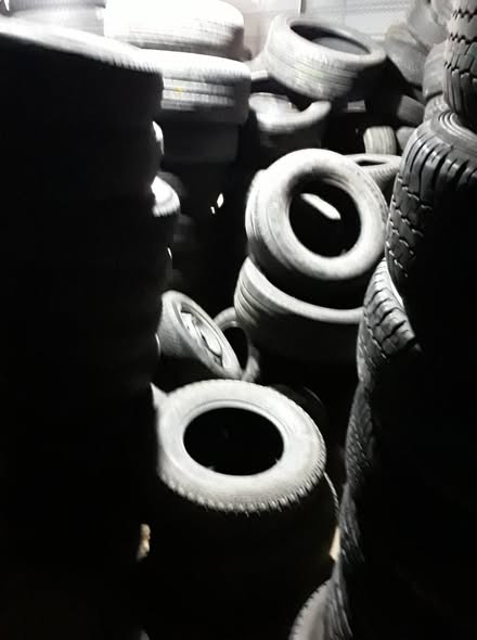 205/40/17 photo 3
