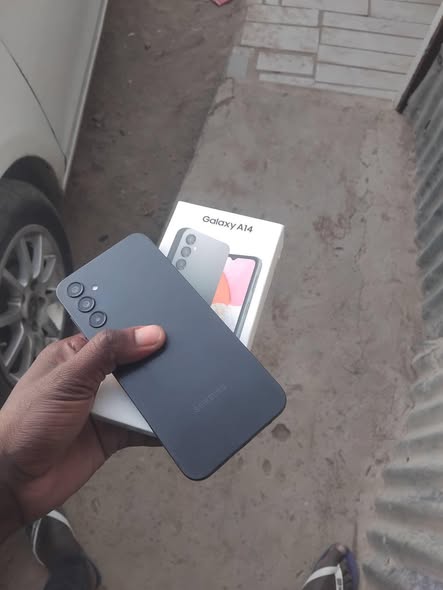 Samsung A14 photo 1