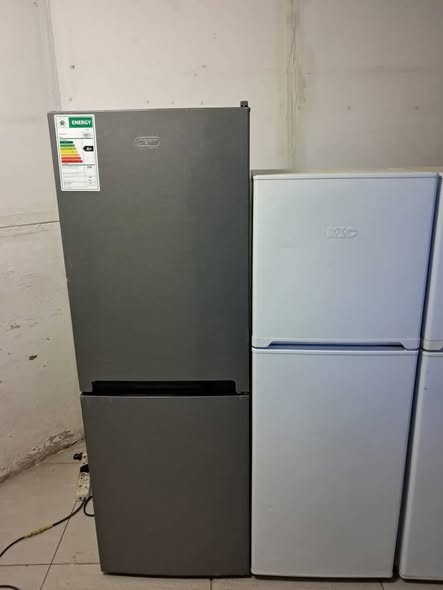 Defy fridge photo 1