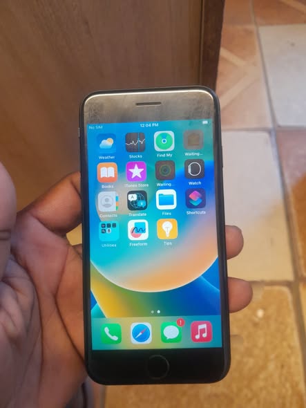 iPhone 8 photo 3