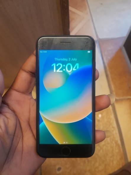 iPhone 8 photo 1