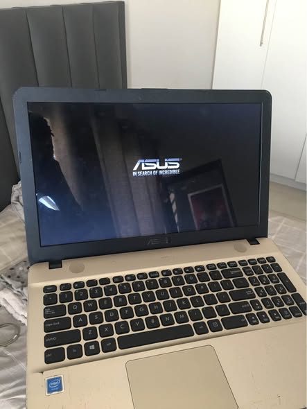 Asus vivobook photo 2