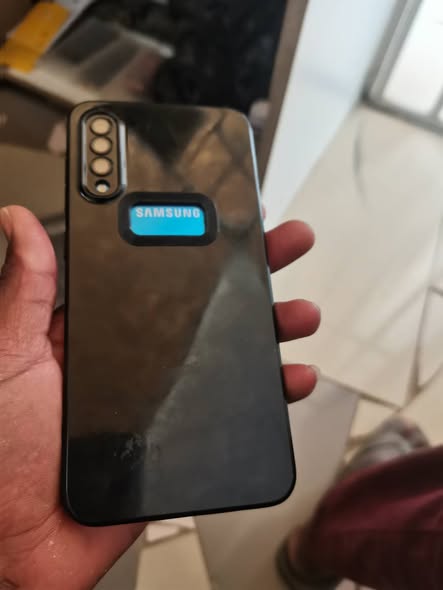 Samsung galaxy A50 photo 1