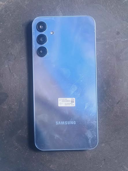 Samsung A15 photo 1