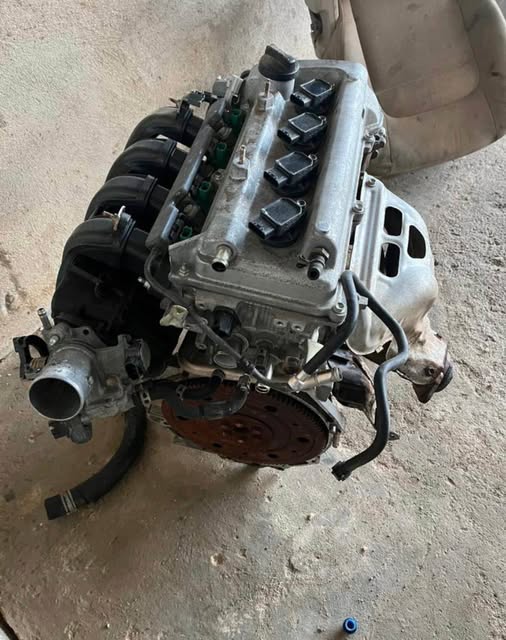 Stripping 1ZZ Engine photo 1