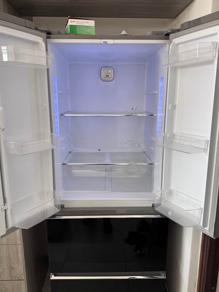 4 door French door Russel Hobbs Fridge photo 2