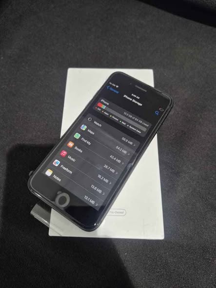 IPhone 8 64GB photo 3