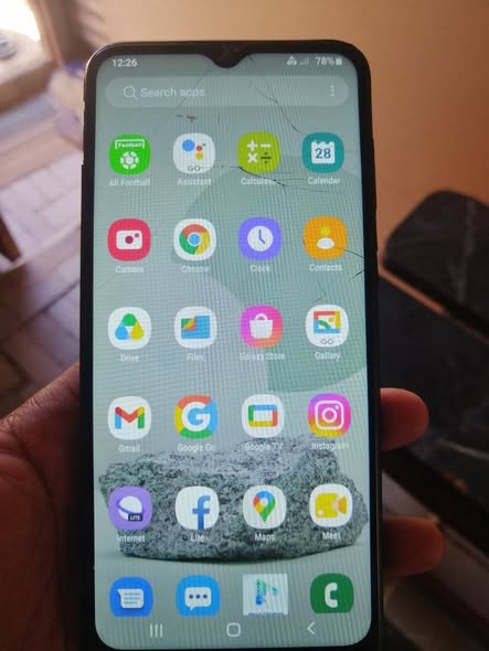 Samsung a03  32gig photo 2