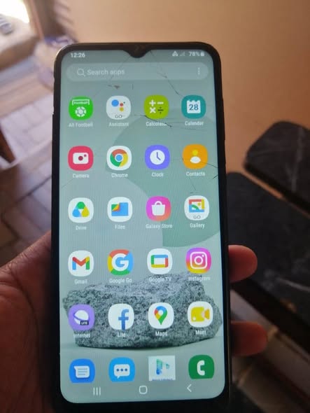 Samsung a03  32gig photo 1