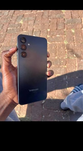 Samsung galaxy A16 photo 1