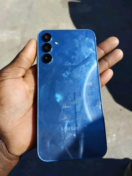 Samsung A15 photo 1