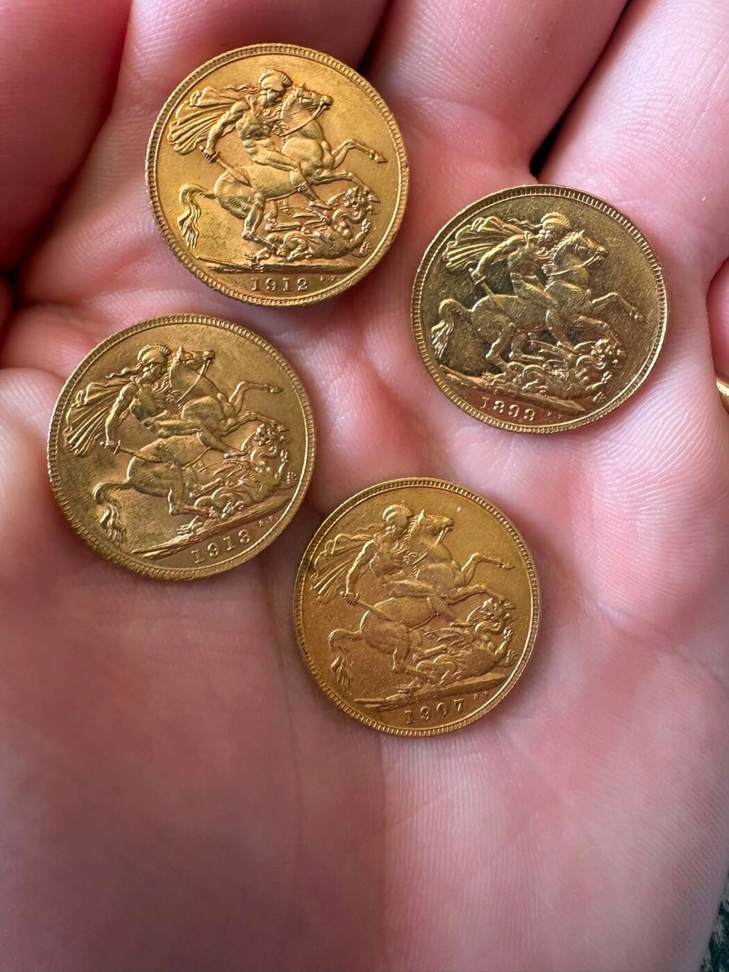 Looking for GOLD to buy 0816496093 photo 3