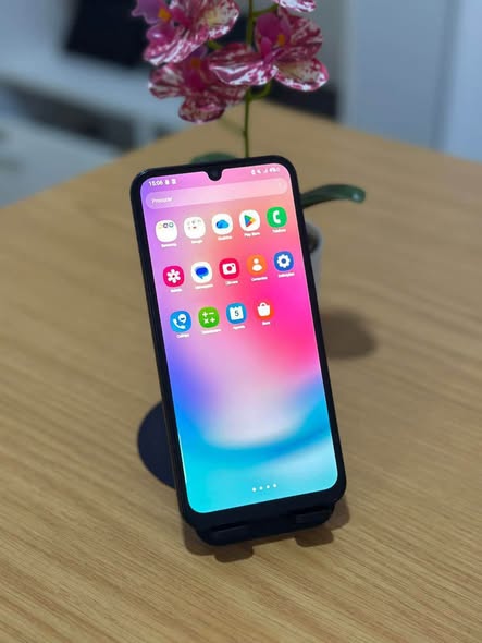 Samsung A24 photo 1