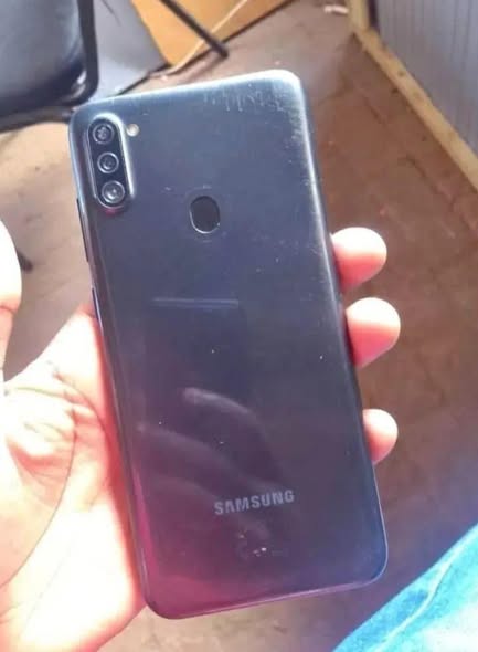 Samsung A11 photo 2