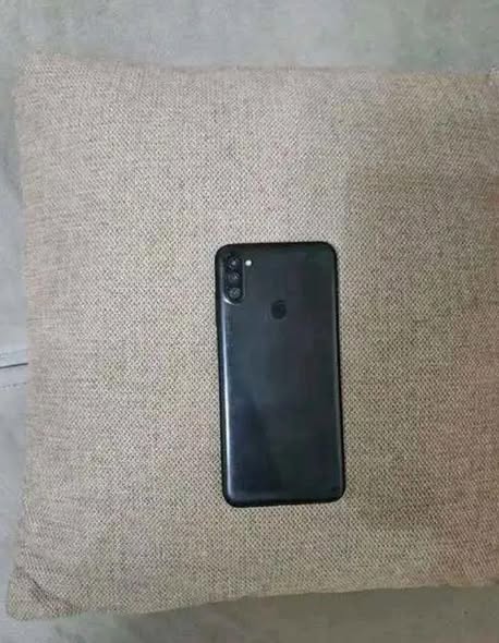 Samsung A11 photo 3