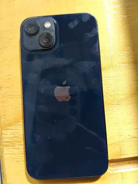 IPhone 13 photo 2