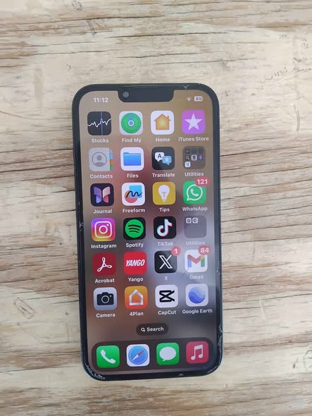 IPhone 13 photo 3