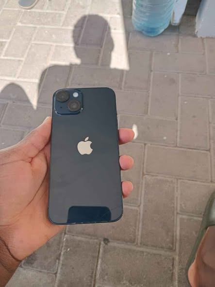 iPhone 14 photo 1