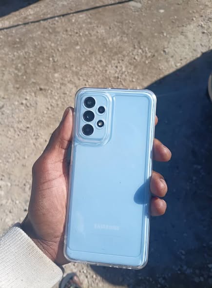 Samsung Galaxy a23 photo 2