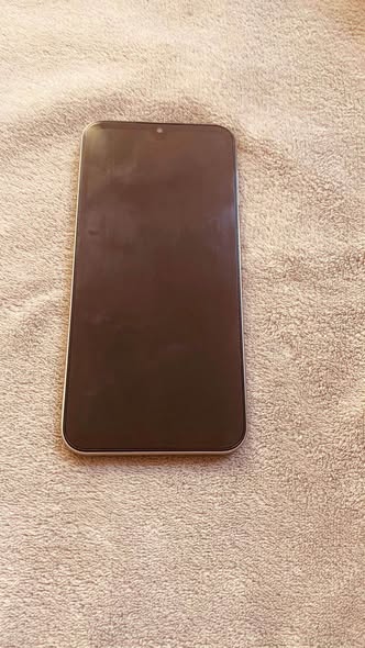 Samsung A24 photo 2