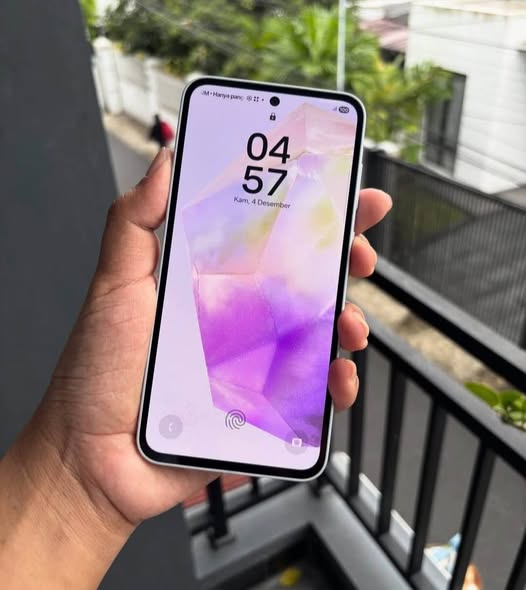 SAMSUNG GALAXY A35 5G photo 1