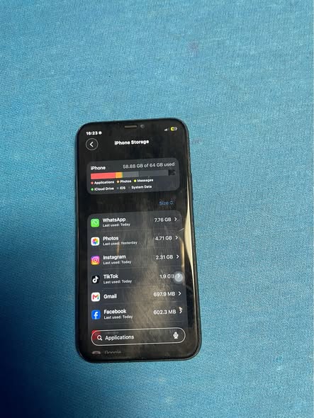 iPhone 11 Pro photo 2