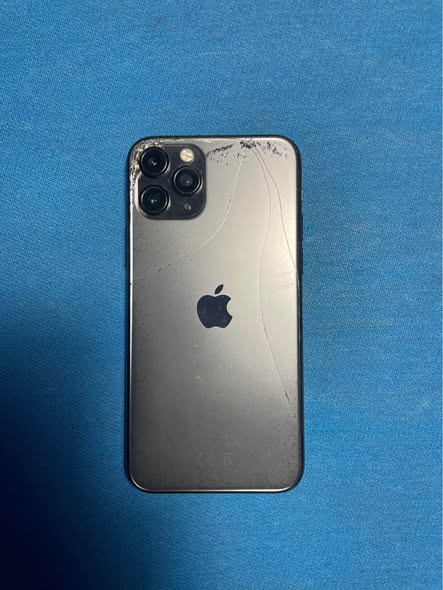 iPhone 11 Pro photo 3