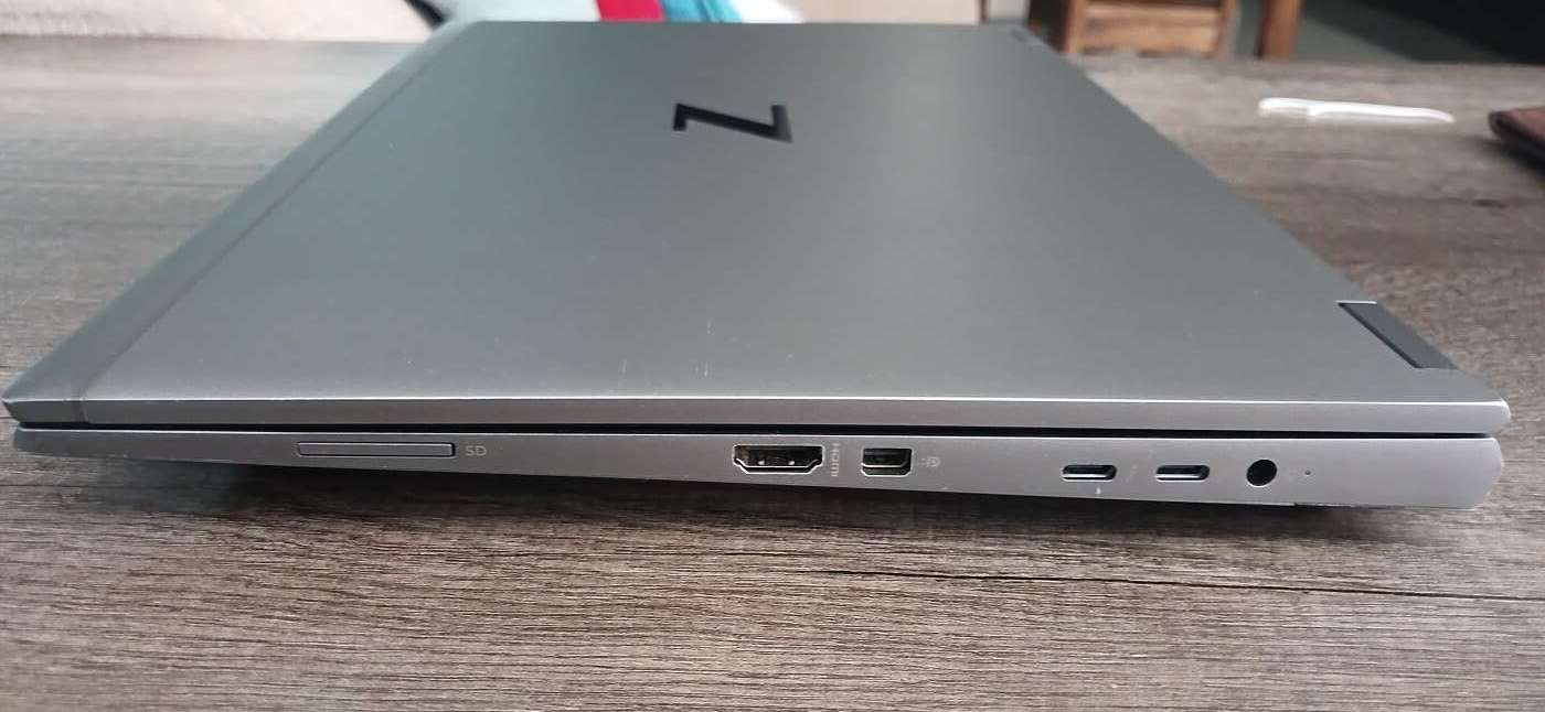 HP ZBOOK FURY photo 7
