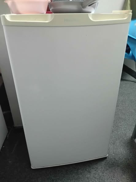 Hisense Bar Fridge photo 1