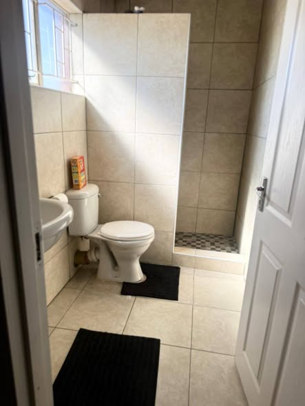 House for sale photo 3