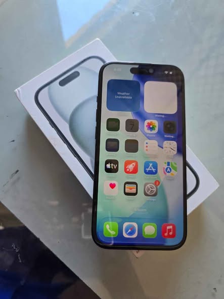 IPHONE 15 photo 1
