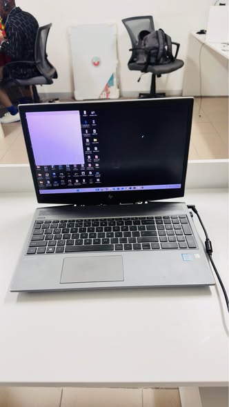 HP Zbook photo 1